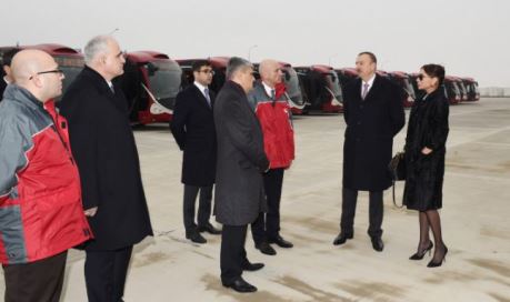 Президент посетил автобусное депо - ФОТО